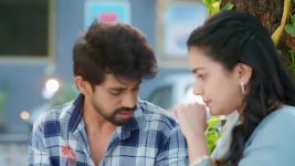Lapandav (Star Pravah) S01 E104 Manaswini Doubts Vikram