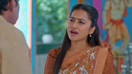Maguva O Maguva S01 E585 Sindhura Breaks Under Fear