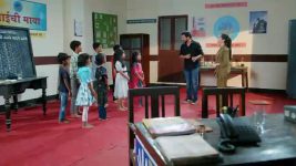 Nashibvan (Star Pravah) S01 E86 Girija Faces a Fatal Threat