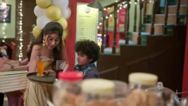 Itti Si Khushi S01 E121 Virat Attempts To Cheer Hetal