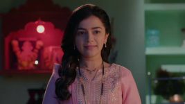 Lapandav (Star Pravah) S01 E111 Kanha's Trick to Gift Black Saree