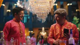 Naagin (Colors tv) S07 E06 Gurinder Hunts Parmeet's Secret