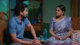 Karthika Deepam S02 E583 A Shocker for Karthik