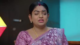 Karthika Deepam S02 E595 Das Aims to Find the Truth
