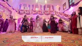 Mr and Mrs Parshuram S01 E15 Manish Plays a Dangerous Game