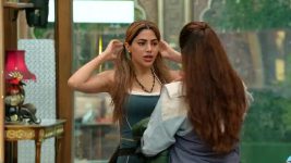 The 50 S01 E13 Wall of Trust with Sunny and Karan