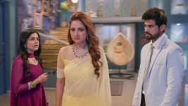 Lapandav (Star Pravah) S01 E145 Will Manaswini Prove Herself?