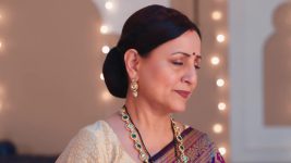 Maana Ke Hum Yaar Nahi Do Ajnabi Ek Safar S01 E96 Khushi's Condition for Naina