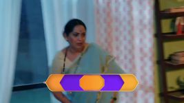 Halad Rusali Kunku Hasala (Star Pravah) S01 E222 Adhalrao Chases Anasuya