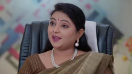 Karthika Deepam S02 E611 Anasuya is Filled with Grief