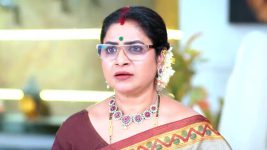 Karthika Deepam S02 E629 Sumithra Stands by Dasarath