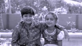 Nuvvu Leka Nenu Lenu S01 E72 Vikram Assures Radha
