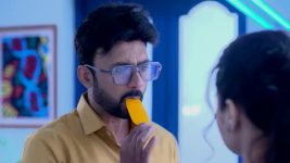 Professor Bidya Banerjee S01 E124 Rajdeb Softens for Bidya