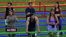 The 50 S01 E33 Munawar's Test: Rescue, Race, Rule