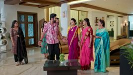 Nuvvu Leka Nenu Lenu S01 E92 Vikram's Stern Warning