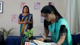Illu Illalu Pillalu (Star Maa) S01 E465 Bhadravati Confronts Prema
