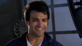 Pavitra Rishta S01 E833 24th July 2012
