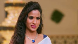 Brahma Mudi S01 E1039 Rekha Moves to Impress Raj
