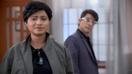 Ghurni (Star Jalsha) S01 E35 Can Jhumpa Hide Ghurni?