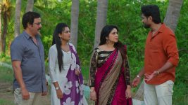 Godavari S01 E07 Bhuvana Vents Her Anger