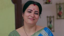 Intinti Ramayanam (Star Maa) S01 E612 Meenakshi's Heartwarming Gesture