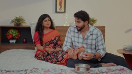 Karthika Deepam S02 E682 Kasi's Love Overwhelms Swapna Karthika Deepam S02 E682 Kasi's Love Overwhelms Swapna