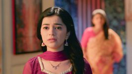 Lapandav (Star Pravah) S01 E206 Will Sakhi Meet Aparna? Lapandav (Star Pravah) S01 E206 Will Sakhi Meet Aparna?