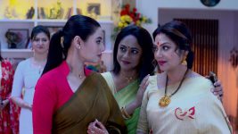 Professor Bidya Banerjee S01 E180 Torsha Supports Bidya