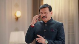 Aanandi (Star Pravah) S01 E71 Yugandhar Tends Aanandii's Burn
