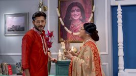 Babli Sundori (Star Jalsha) S01 E32 Binayak and the Mystery Bride