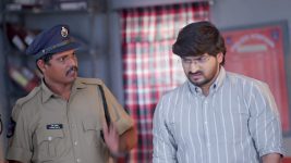 Gunde Ninda Gudi Gantalu S01 E698 Manoj Draws the Police's Anger Gunde Ninda Gudi Gantalu S01 E698 Manoj Draws the Police's Anger