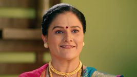 Halad Rusali Kunku Hasala (Star Pravah) S01 E295 Anasuya Frames Sulochana Halad Rusali Kunku Hasala (Star Pravah) S01 E295 Anasuya Frames Sulochana