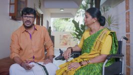 Karthika Deepam S02 E690 Sridhar Seeks Forgiveness Karthika Deepam S02 E690 Sridhar Seeks Forgiveness