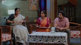 Karthika Deepam S02 E708 Karthik Reassures Kanchana