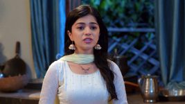 Lapandav (Star Pravah) S01 E238 Sakhi Overcomes Manaswini