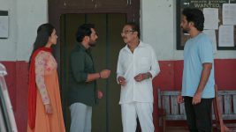 Podarillu S01 E137 Omkareshwar's Help to Madhava Podarillu S01 E137 Omkareshwar's Help to Madhava