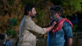 Podarillu S01 E143 Chakri Confronts Narayana