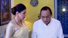 Professor Bidya Banerjee S01 E213 Rajdeb Betrays Bidya