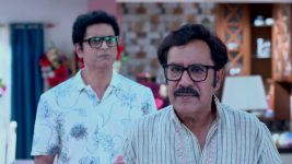 Professor Bidya Banerjee S01 E219 Kashyap Holds Rajdeb Hostage Professor Bidya Banerjee S01 E219 Kashyap Holds Rajdeb Hostage