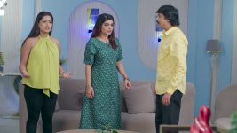 Saptapadi (Star Maa) S01 E224 Mayukha, Akshitha Feel Uneasy Saptapadi (Star Maa) S01 E224 Mayukha, Akshitha Feel Uneasy