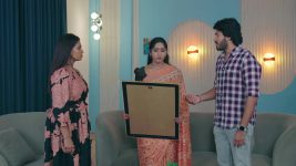 Saptapadi (Star Maa) S01 E236 Akshitha Probes Vicky's Motives