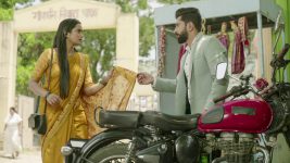 Tujhya Sobatine S01 E133 Nupur, Malhar Share a Moment Tujhya Sobatine S01 E133 Nupur, Malhar Share a Moment