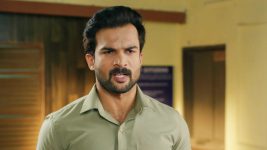 Yed Lagla Premach (Star Pravah) S01 E709 Saheb Strikes Back at Raaya