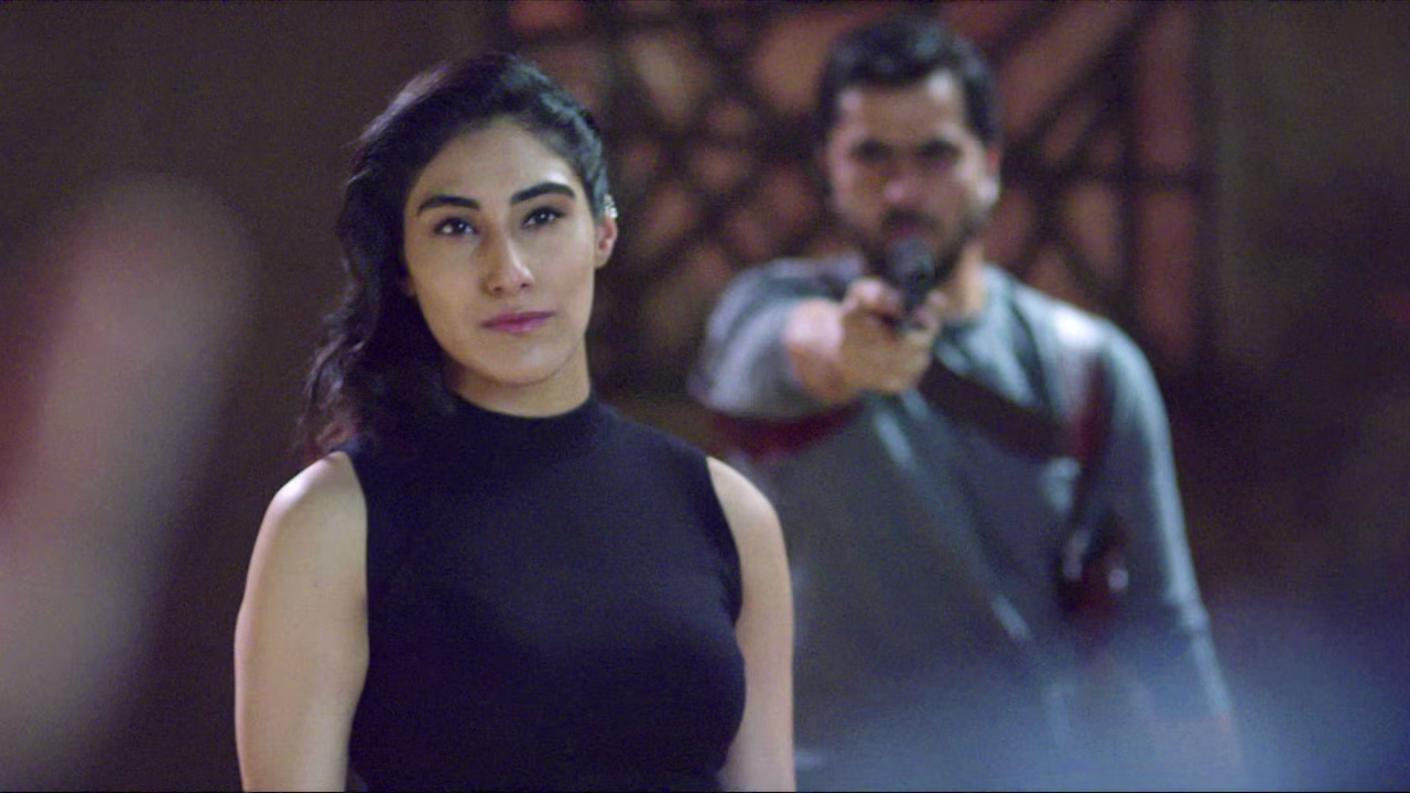 24: India S02 E11 Day 2: 8:00 p.m. – 9:00 p.m.