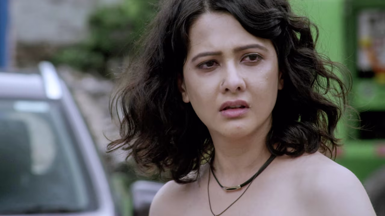24: India S02 E19 Day 2: 4:00 a.m. – 5:00 a.m. 24: India S02 E19 Day 2: 4:00 a.m. – 5:00 a.m.