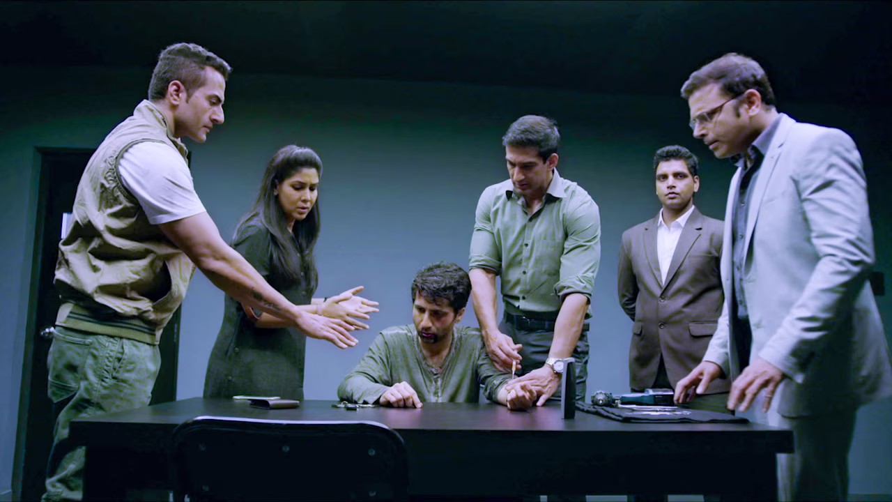 24: India S02 E09 Day 2: 6:00 p.m. – 7:00 p.m.