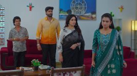 Godavari S01 E46 Jahnavi, Bhuvana's Argument
