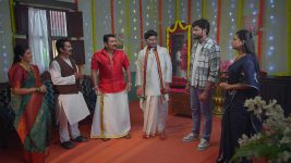 Godavari S01 E53 Jahnavi Puts Simhadri on Edge
