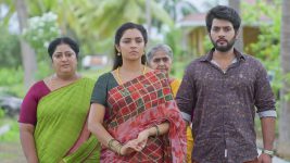 Godavari S01 E69 Alakanandha Blocks the Deal