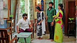 Gunde Ninda Gudi Gantalu S01 E725 Rohini Announces Manoj's Recovery